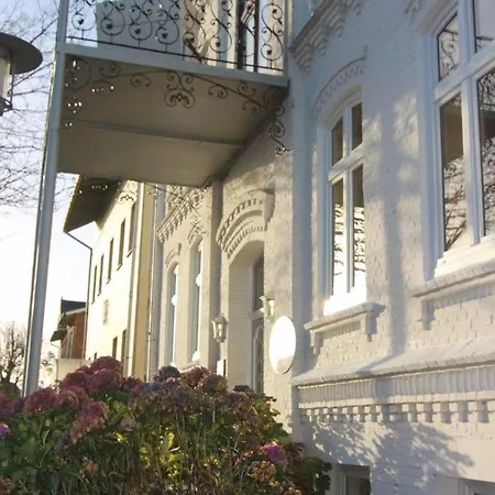 Kapitaenshaus-lassen-zimmer-santa-maria